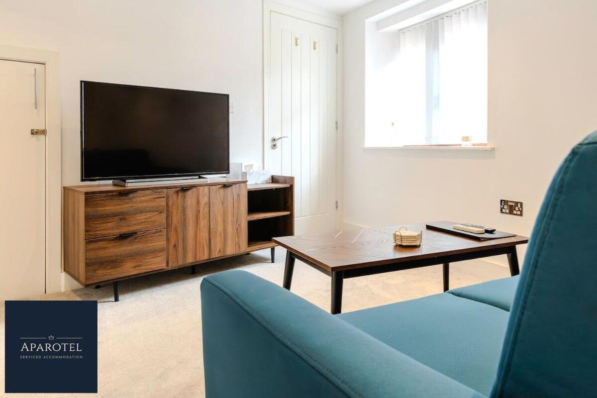 Aparotel Serviced Apartments - Stonehenge, Amesbury Town Centre Habitación foto