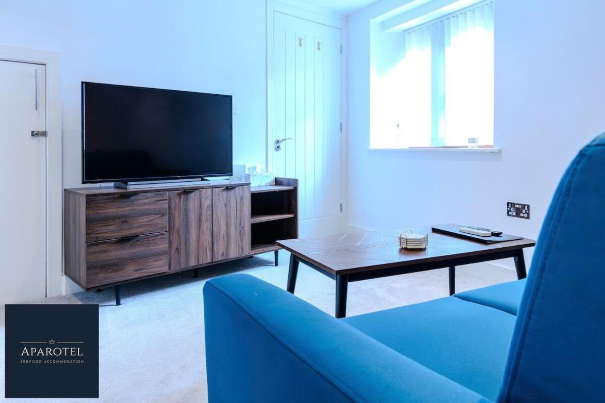 Aparotel Serviced Apartments - Stonehenge, Amesbury Town Centre Habitación foto