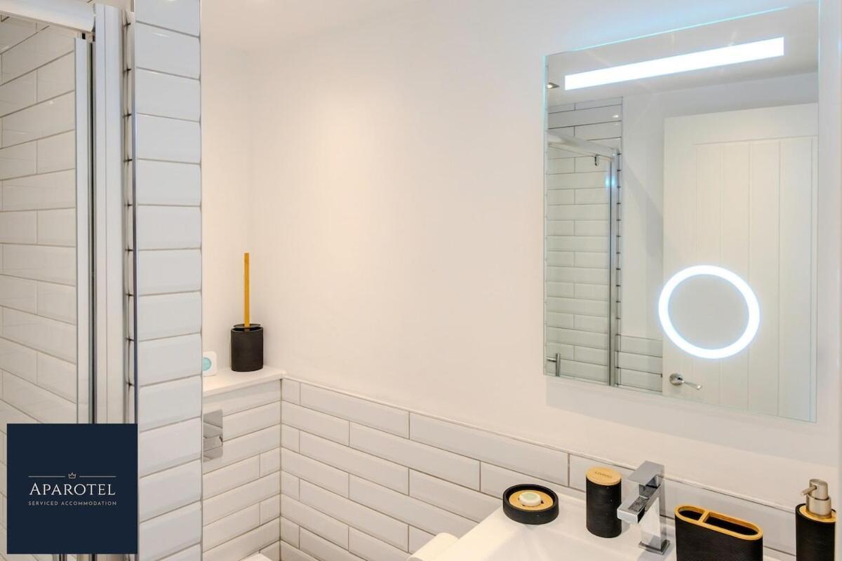 Aparotel Serviced Apartments - Stonehenge, Amesbury Town Centre Habitación foto
