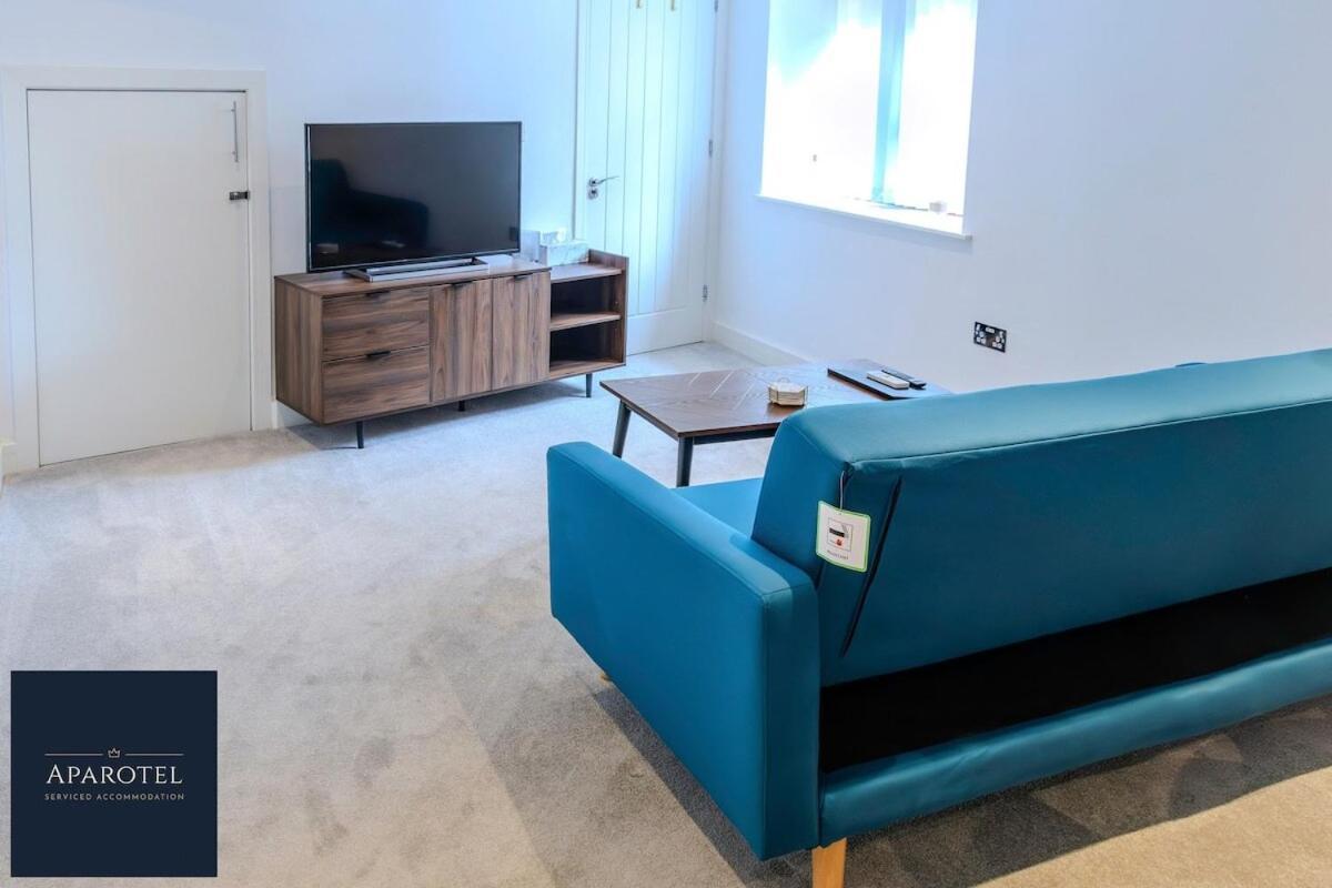 Aparotel Serviced Apartments - Stonehenge, Amesbury Town Centre Habitación foto