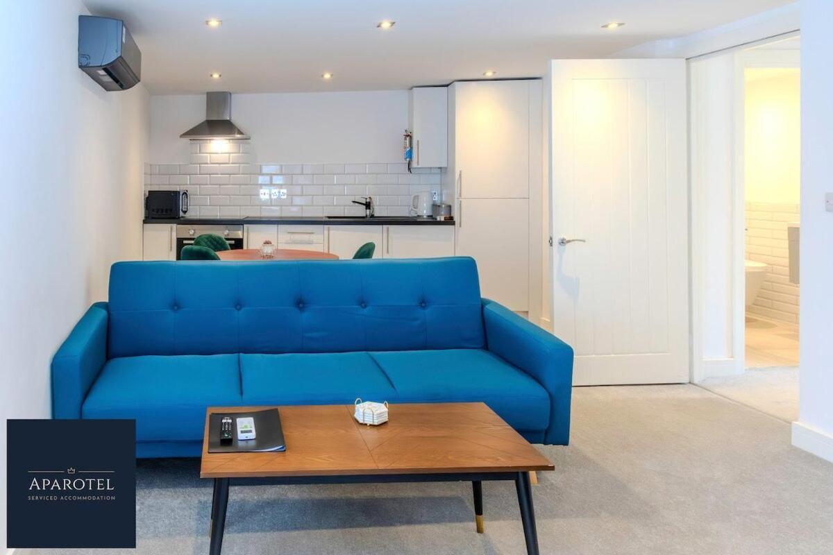 Aparotel Serviced Apartments - Stonehenge, Amesbury Town Centre Habitación foto