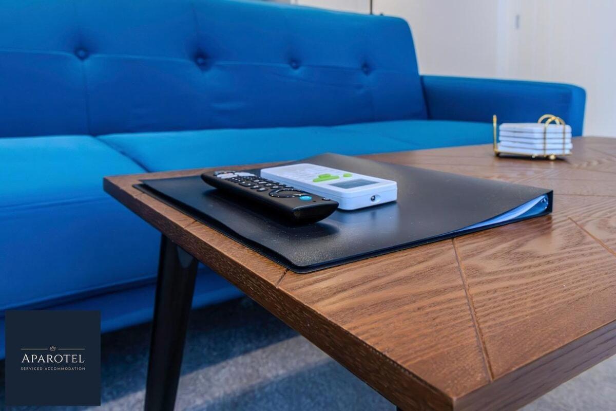 Aparotel Serviced Apartments - Stonehenge, Amesbury Town Centre Habitación foto